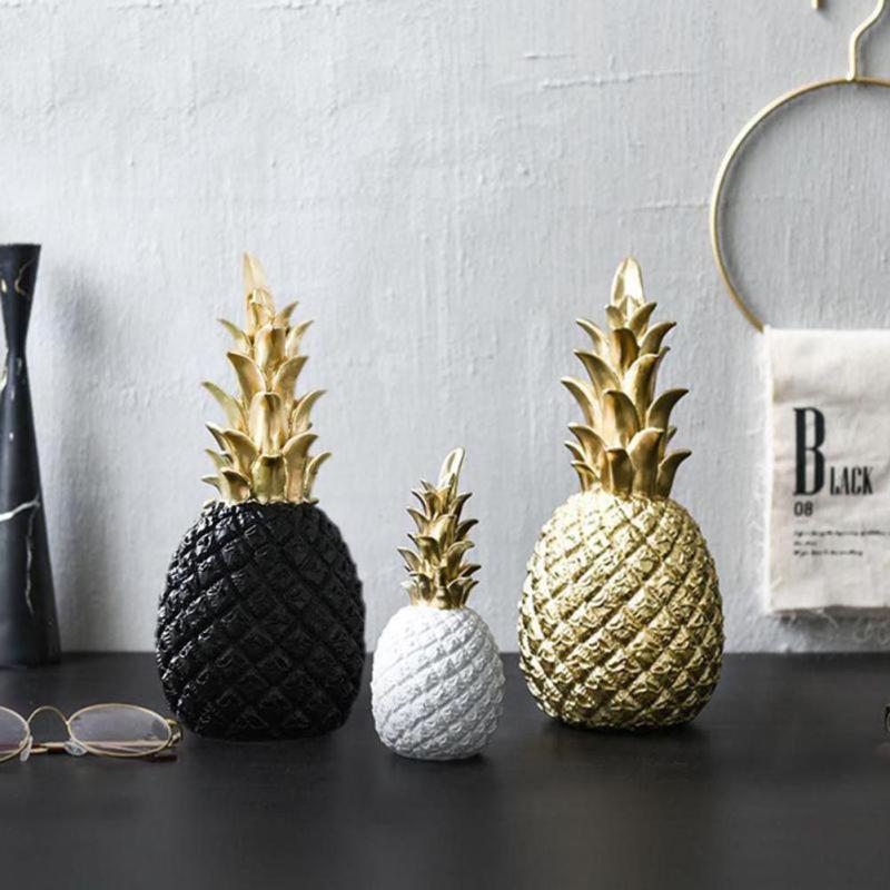 Elegant Gold Pineapple Decor