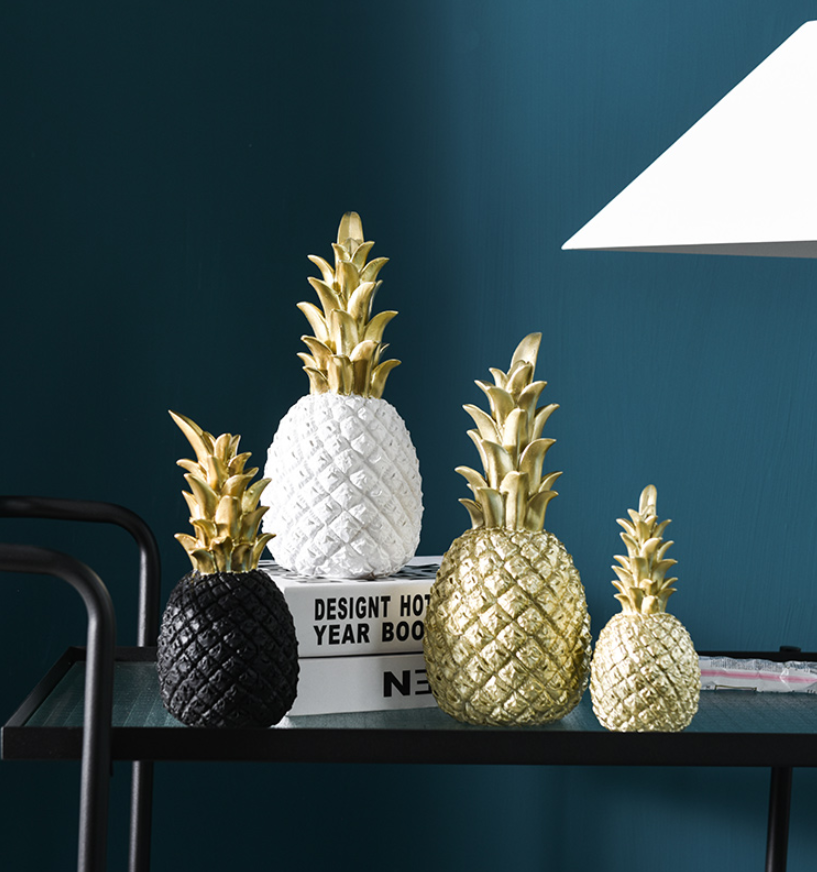 Elegant Gold Pineapple Decor